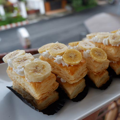 BANANA PUFF PASTRY
